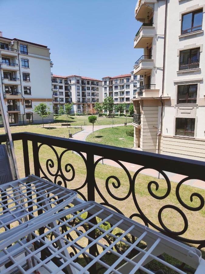 Studio Aivasovskij Park - Meters Away From Beach Pomorie Exteriér fotografie